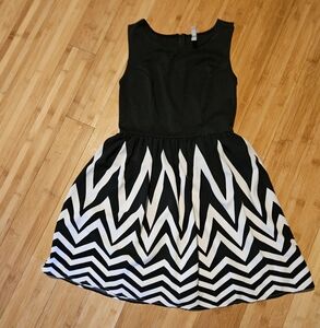 Black top white Chevron bottom dress